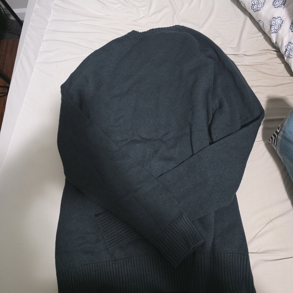 Men's Dark Gray Sweater